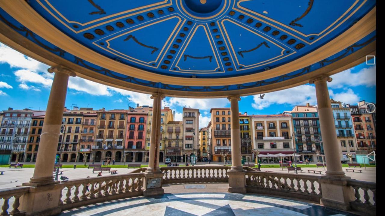Апартаменты La Terraza De Zahara Памплона Экстерьер фото